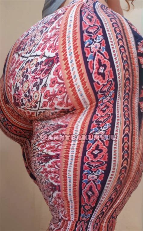 Posts of annybunnyporter from Patreon .